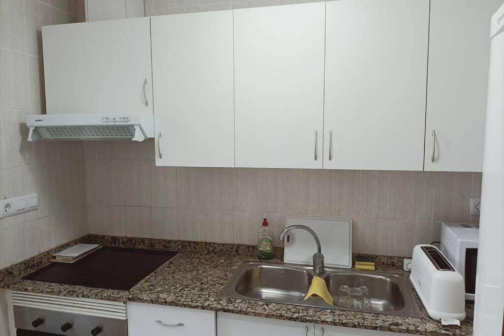2 Bedroom Townhouse In Beautiful Gated Complex Benidorm Buitenkant foto